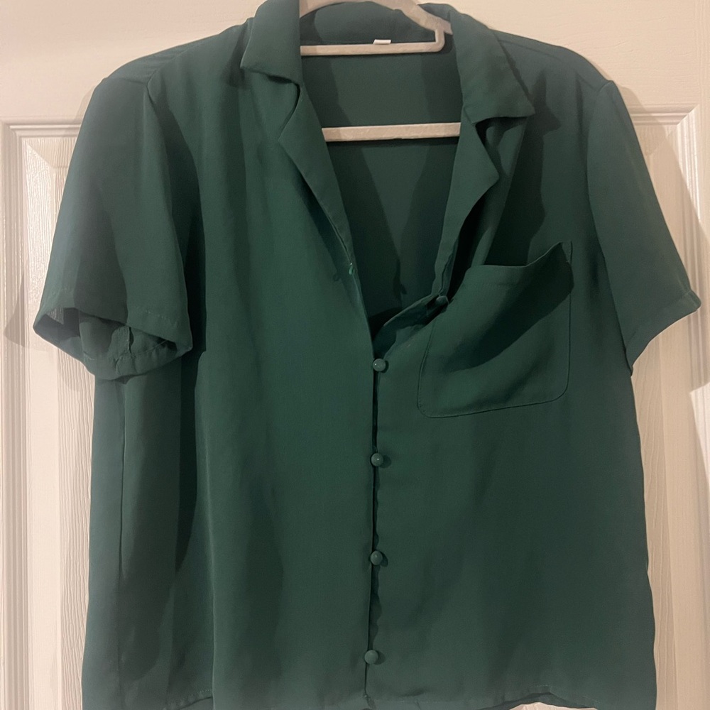 Elegant Green Button Down Shirt for Women